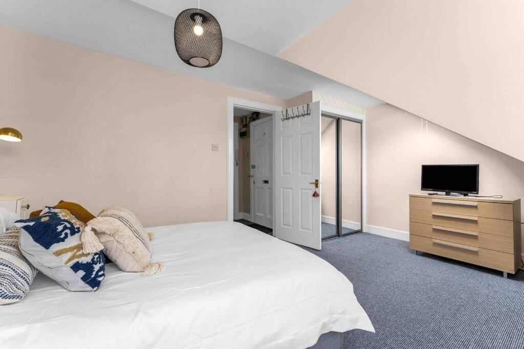 Stylish 1 Bedroom Appartamento *